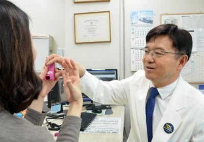 “천식ㆍCOPD 질환에 흡입제 효과 탁월…처방은 20% 불과”